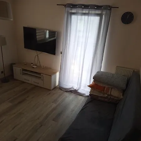 Kawalerka Odkryta - Balkon Parking Wifi Cicha Okolica - Private Apartment Warschau