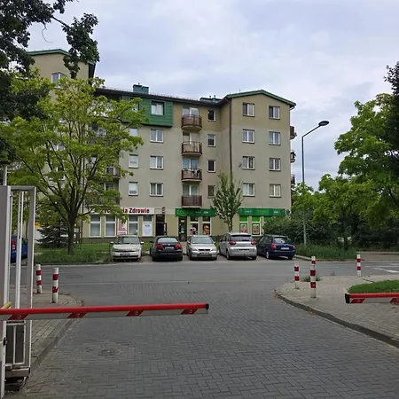 アパート Comfort Private Odkryta Free Parking Wi-fi Balcony ワルシャワ