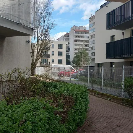 Kawalerka Odkryta - Balkon Parking Wifi Cicha Okolica - Private Studio Warschau